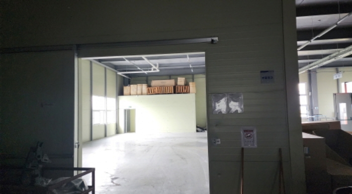 부동산의 표시 2. 작업실의 일부(2층, 3층)