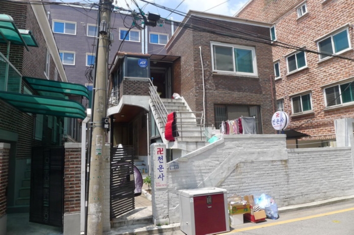 본건전경(남동측에서 촬영)