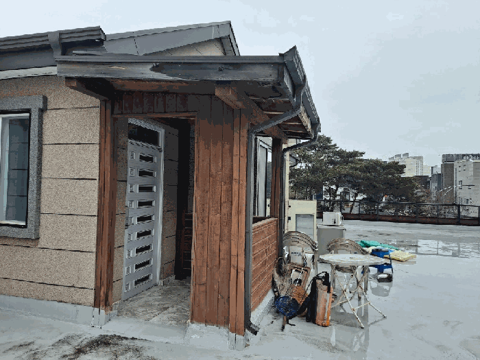 기호 ㄷ)제시외건물