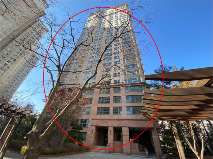 본건 소재 건물 전경