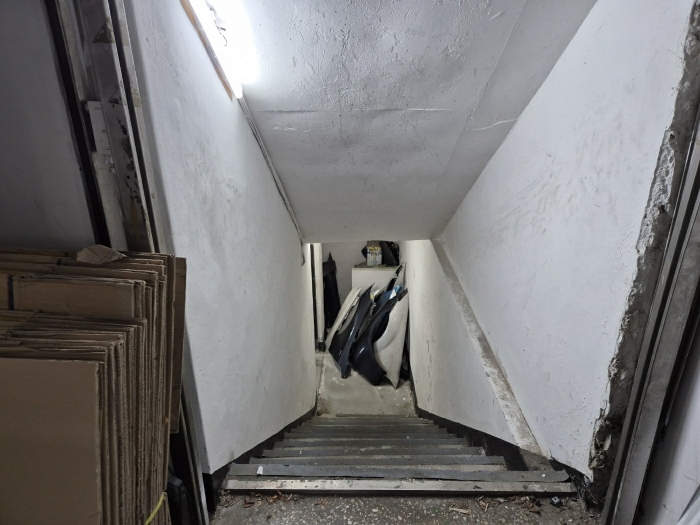 지하1층 계단실