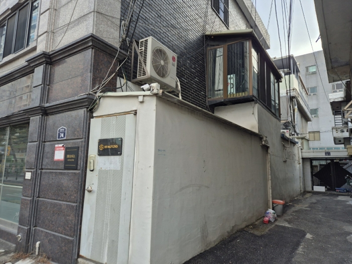 제시외 건물(ㄱ) - 지하1층 출입구