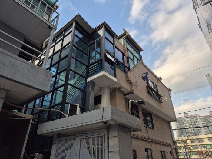 기호(2) 옥외계단 증축부분