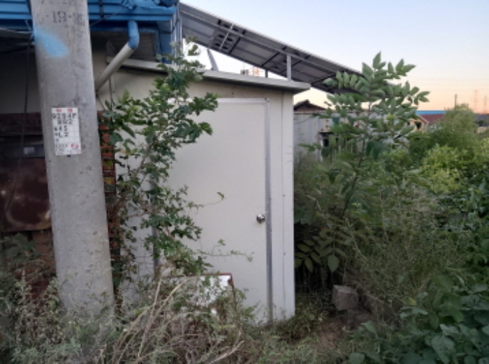 * 본건 목적물 2. 지상 부속창고 전경