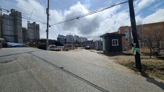 기호(14,16,17) 인근