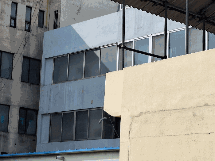 제시외건물(ㄴ,ㄷ,ㄹ)