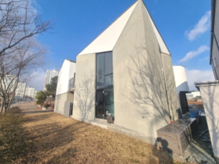 남서쪽 제시외 건물 모습