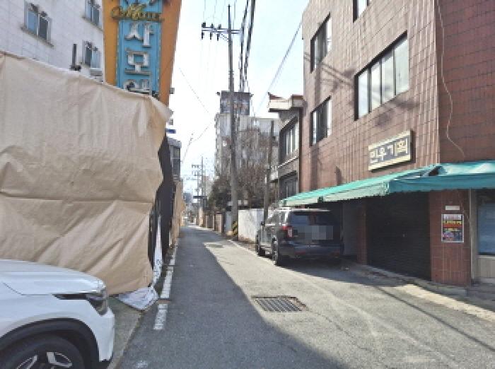 주변 도로 모습2