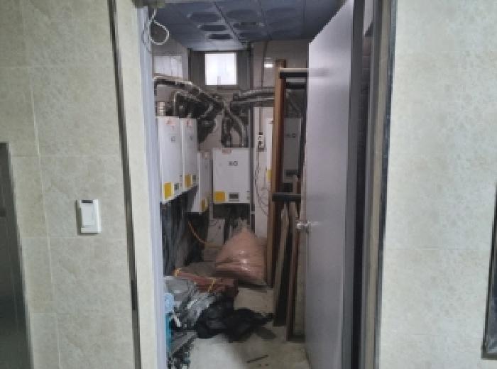 제시외 2층 보일러실 모습