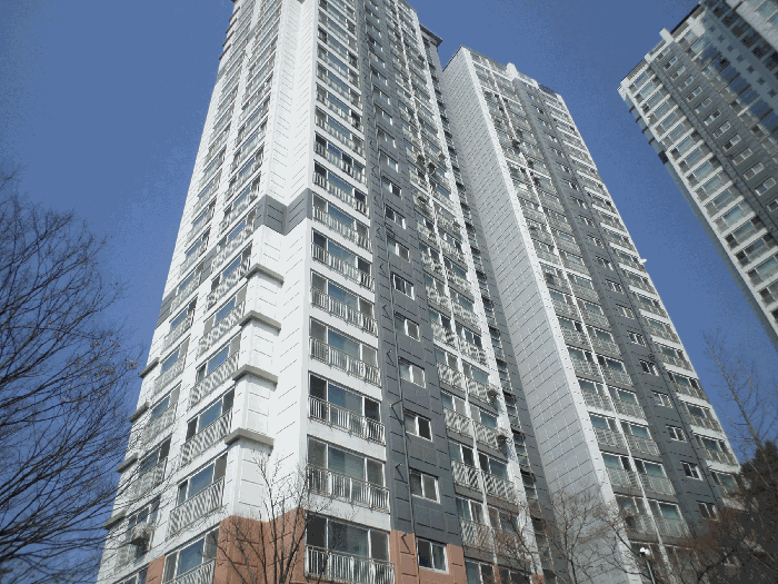 본건 건물 전경