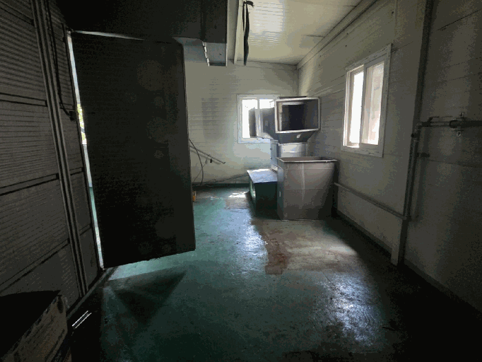 [제시외 건물 기호(ㄷ) 내부]