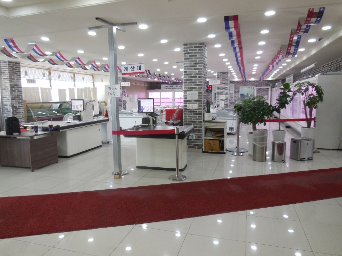 건물(2) 1층 내부