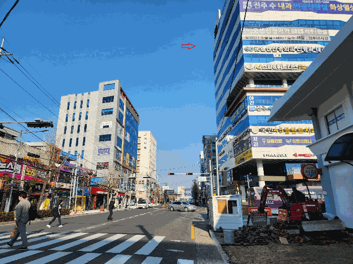 북측으로 접면한