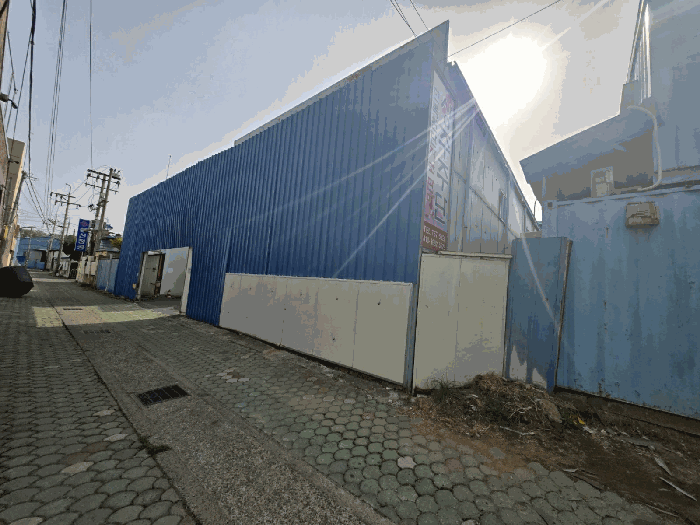 본건 전경, 북동측 인근에서 촬영