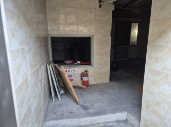 목록 9 목욕탕 내부