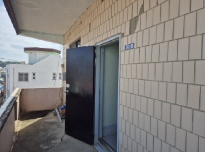 제시외건물 3층 306호