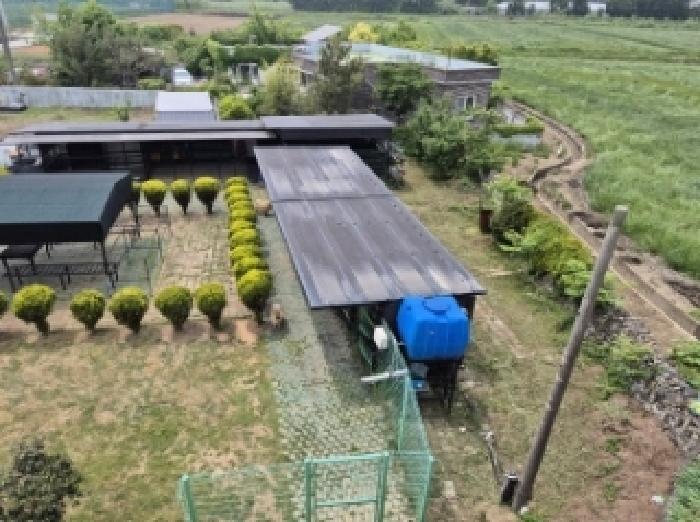 목록 2 지상 제시외 철제구조물구조 폴리카보이네이트지붕 견사, 물탱크, 정원수