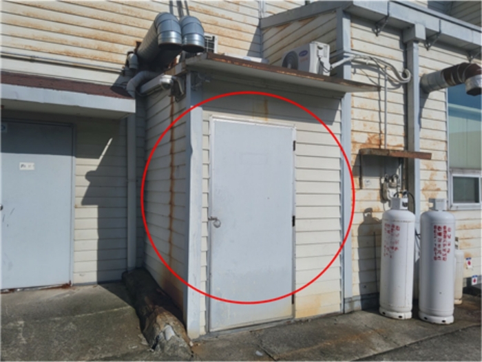 제시외 건물 ㄱ)