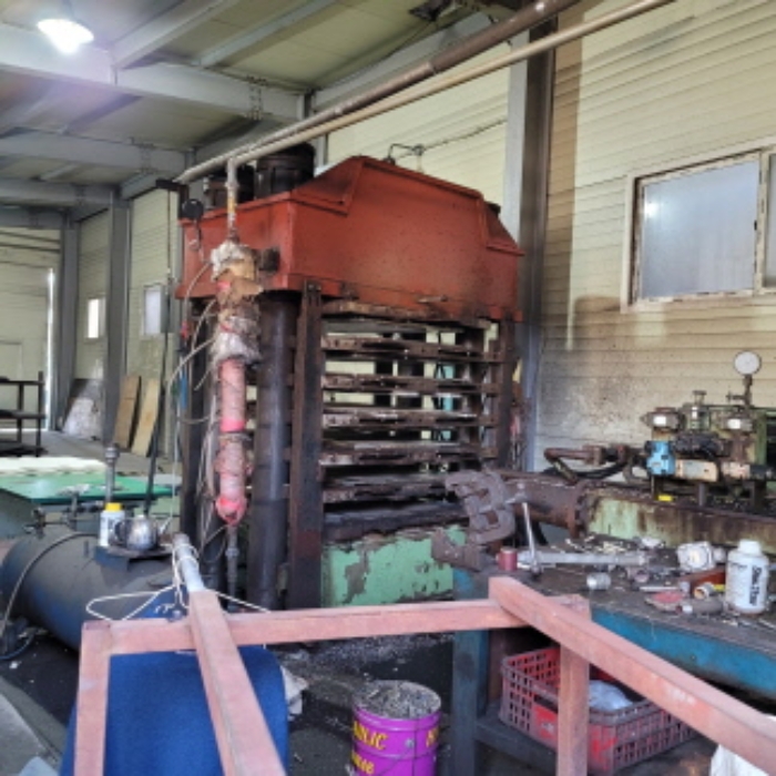 목록4(나동) 내부 프레스기 1기 