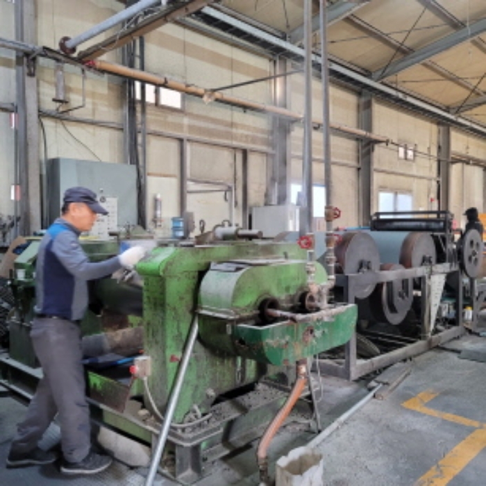 공장 및 광업재단저당법 제6조에 의한 기계,기구(로울러, 컷팅기)