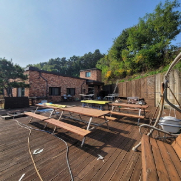 목록1 토지 및 목록2 건물, 제시외 물건 전경