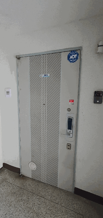 본건현관입구전경