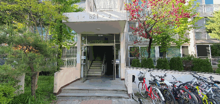 본건건물입구전경