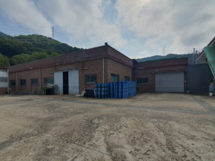 현장사진(토지: 목동 44-1 및 건물 전경)