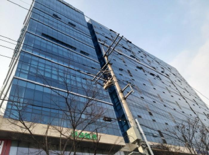 * 본건 목적물 소재 건물 전경