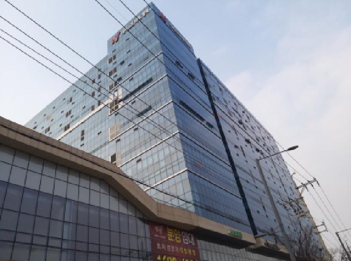 * 본건 목적물 소재 건물 전경