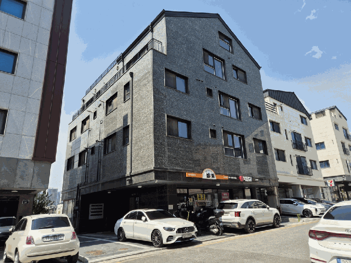 본건 전경(전면)