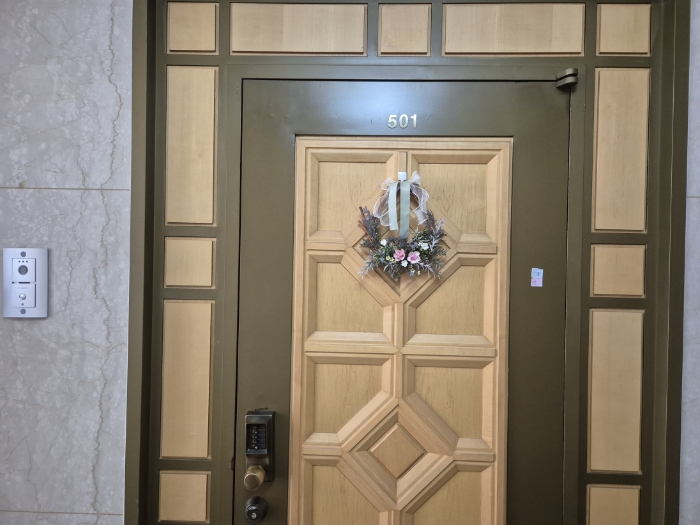 일련번호 가) 출입문 전경