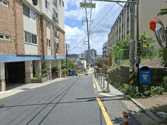 주위환경(북측 도로변)