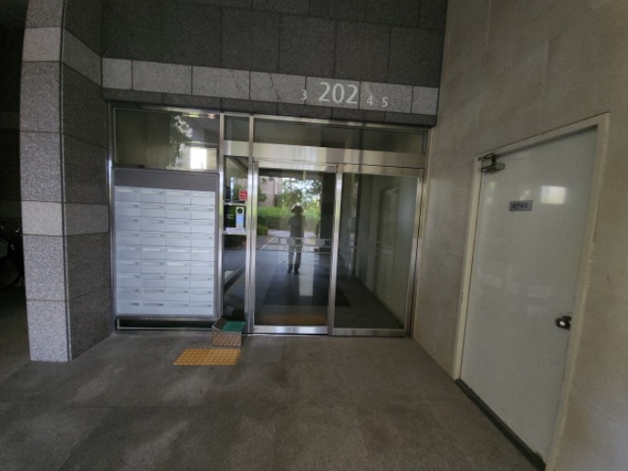 공동출입구