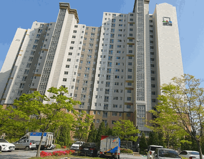 본건건물전경-1