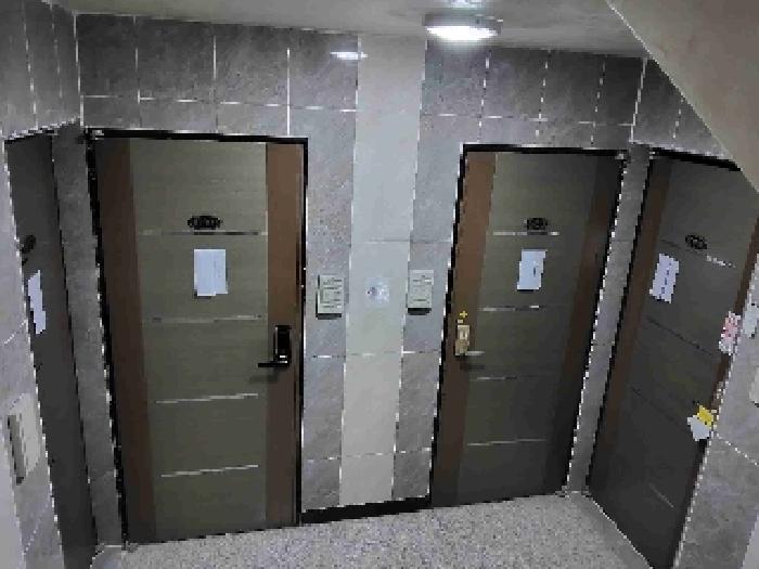 현황부동산 2층현황