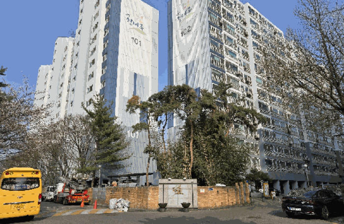 본건 아파트단지 전경