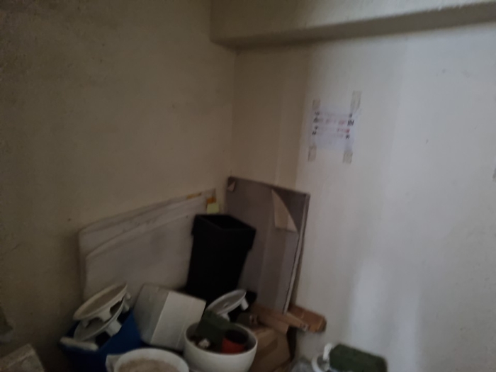 2목록 지하 계단(폐기물)