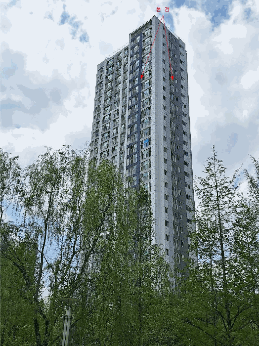 본건 전경 - 남동측 인근에서 촬영