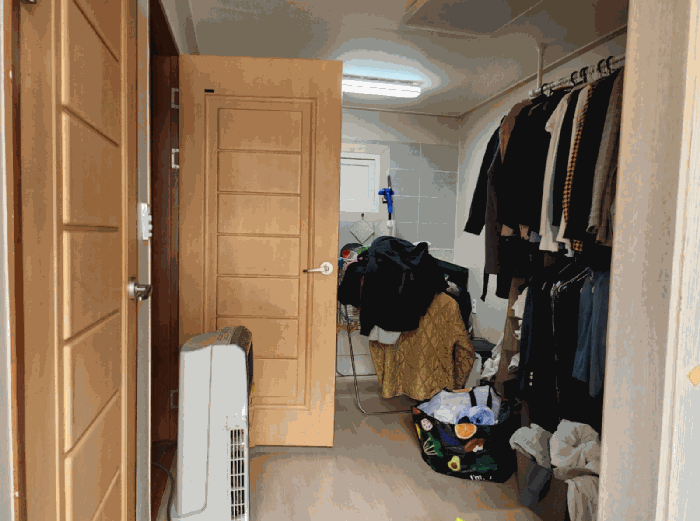 제시외 (ㄴ) 2층 내부