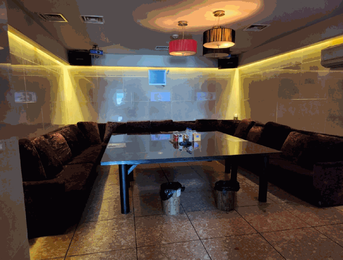 기호 1- 2층 내부