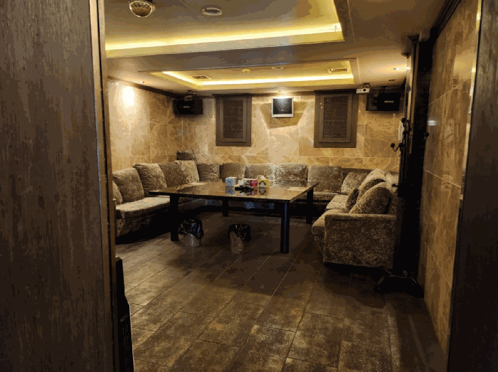 기호 1- 1층 내부