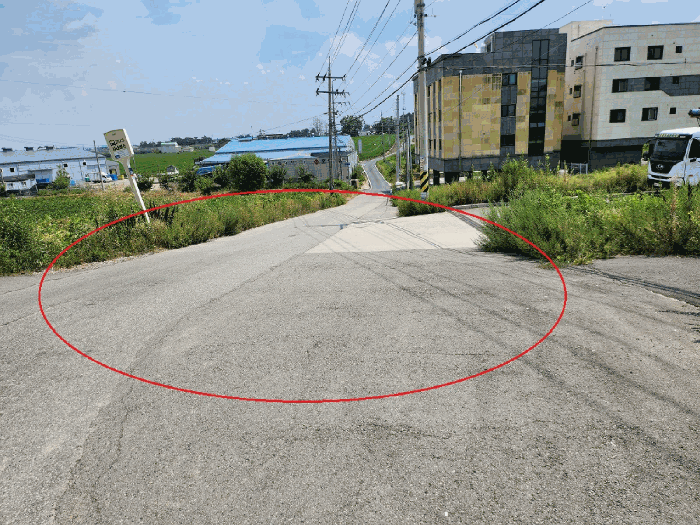 본건 기호 (14~17) 도로 전경