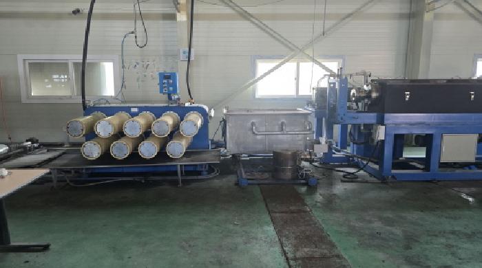 공장저당목록 중 pe모노 방사와인더 설비의 전경