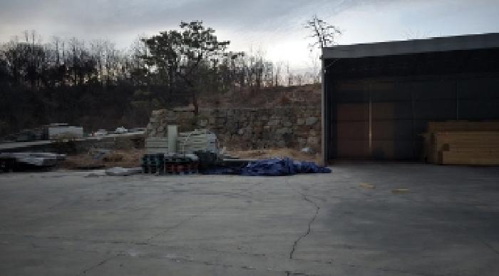 경북 칠곡군 기산면 영리 301-5. 일부 도로의 전경