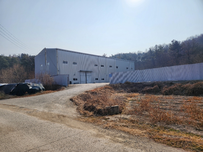 본건 기호 (1), (2) 토지 전경