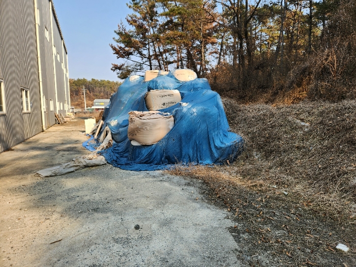 잡자재 및 폐기물 등