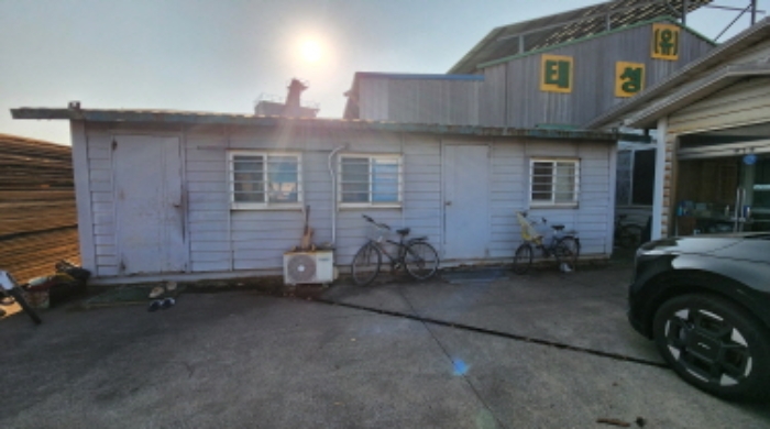 목록1 토지상 제시 외 건물(컨테이너형 구조물) 