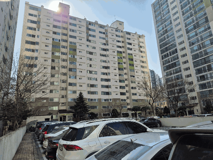 968동 전경 - 북서측에서 촬영