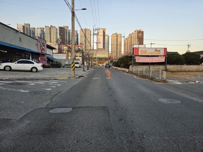 접면도로 및 주위환경